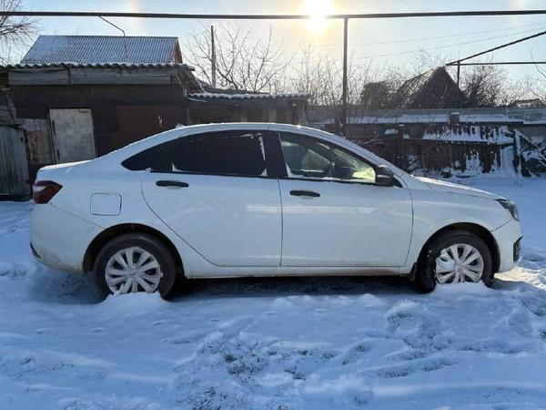 LADA Vesta 2023, фото 2
