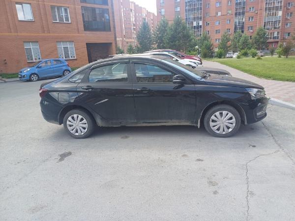 Lada (ВАЗ) Vesta 2024, фото 2
