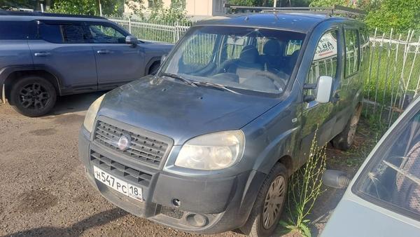 Fiat Doblo 2012, фото 2