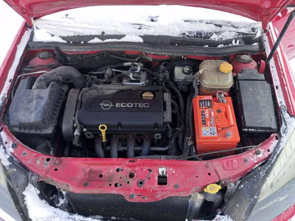 Opel Astra 2009, фото 14