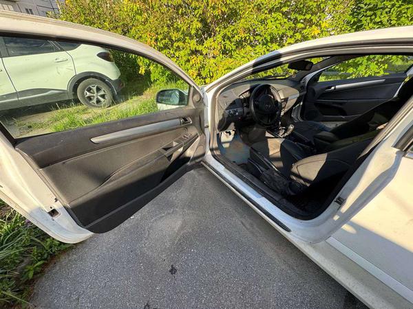 Opel Astra 2008, фото 6