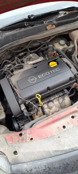 Opel Astra 2008, фото 2