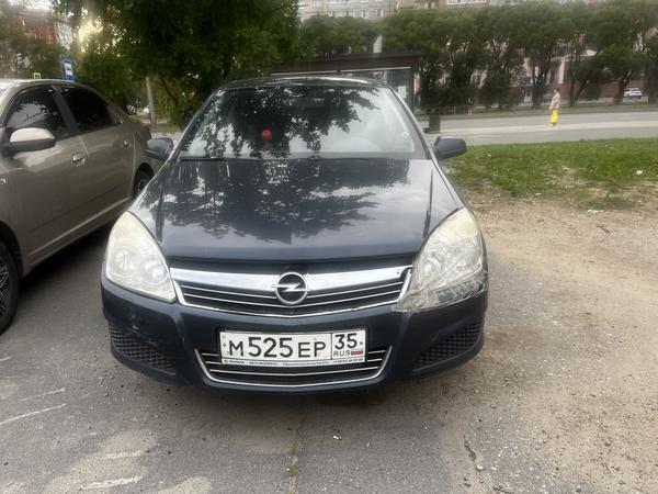 Opel Astra 2008, фото 2