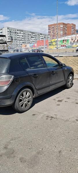Opel Astra 2008, фото 11