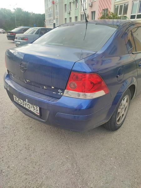 Opel Astra 2008, фото 3