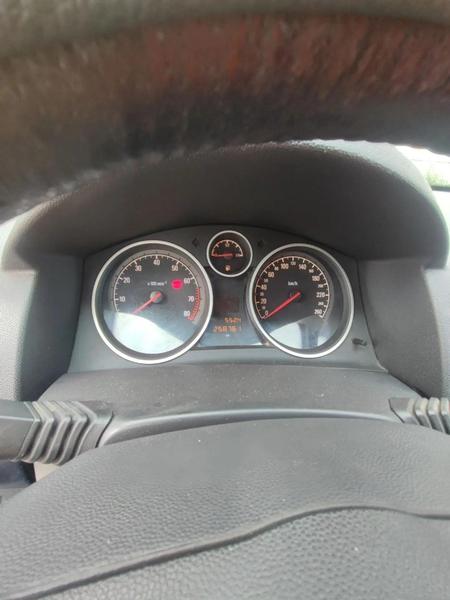 Opel Astra 2008, фото 8