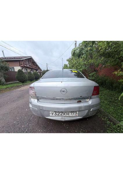 Opel Astra 2008, фото 3