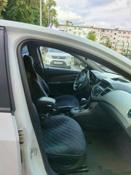 Chevrolet Cruze 2010, фото 12
