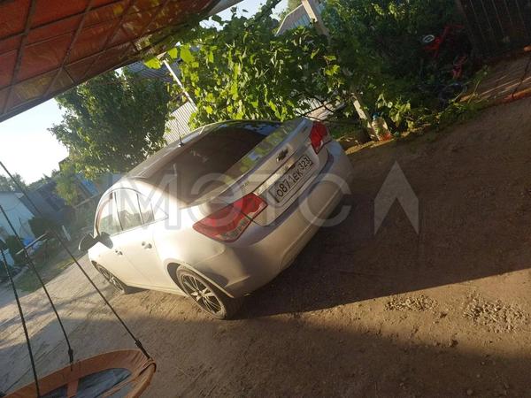 Chevrolet Cruze 2010, фото 2