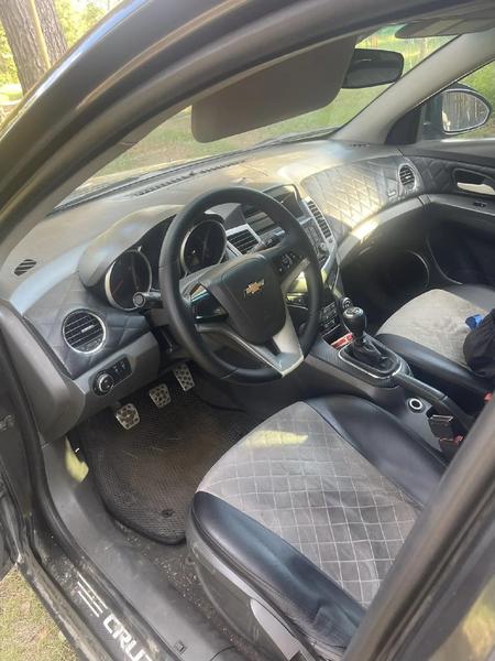 Chevrolet Cruze 2010, фото 2