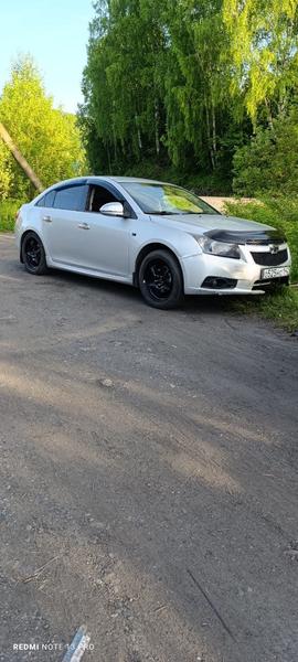 Chevrolet Cruze 2010, фото 2