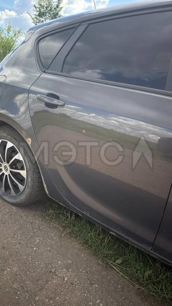Opel Astra 2012, фото 11