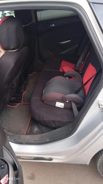 Opel Astra 2011, фото 8