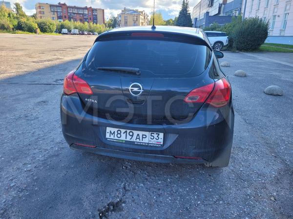 Opel Astra 2010, фото 8