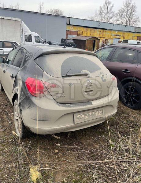 Opel Astra 2013, фото 4