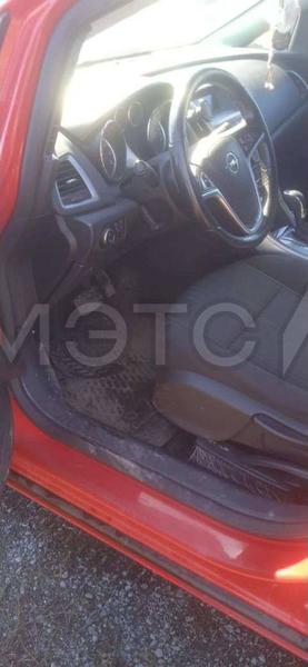 Opel Astra 2012, фото 4
