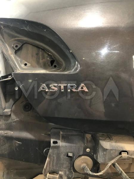 Opel Astra 2013, фото 2