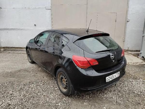 Opel Astra 2014, фото 8