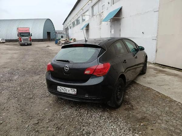 Opel Astra 2014, фото 7