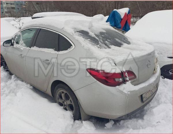 Opel Astra 2013, фото 4