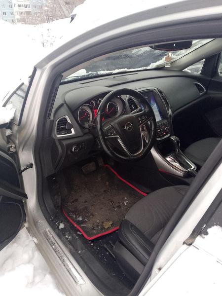 Opel Astra 2013, фото 13