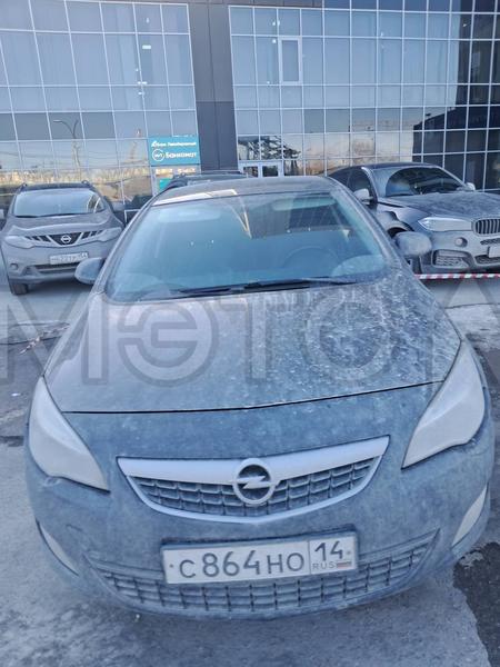 Opel Astra 2012, фото 2