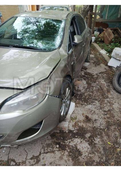 Opel Astra 2010, фото 9