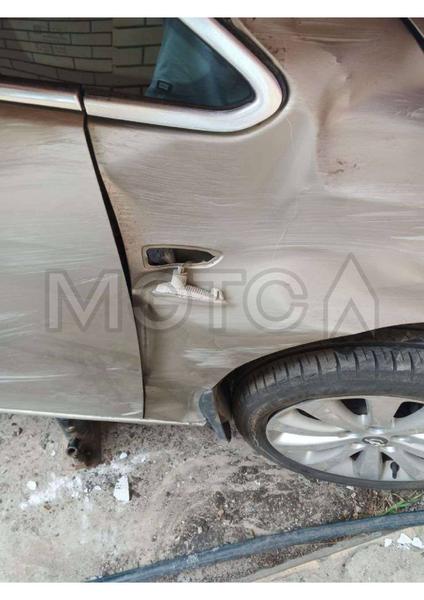 Opel Astra 2010, фото 5