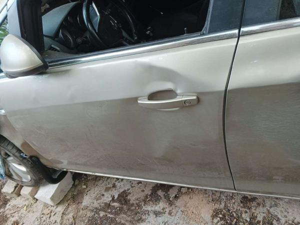 Opel Astra 2010, фото 12