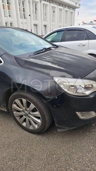 Opel Astra 2011, фото 2