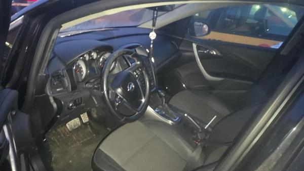 Opel Astra 2012, фото 8