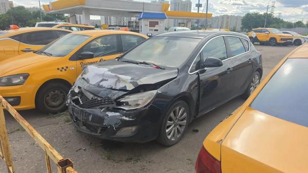 Opel Astra 2012, фото 5