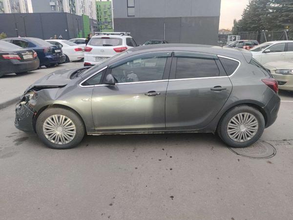 Opel Astra 2010, фото 8
