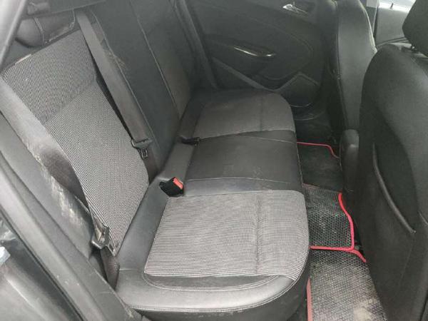 Opel Astra 2010, фото 26