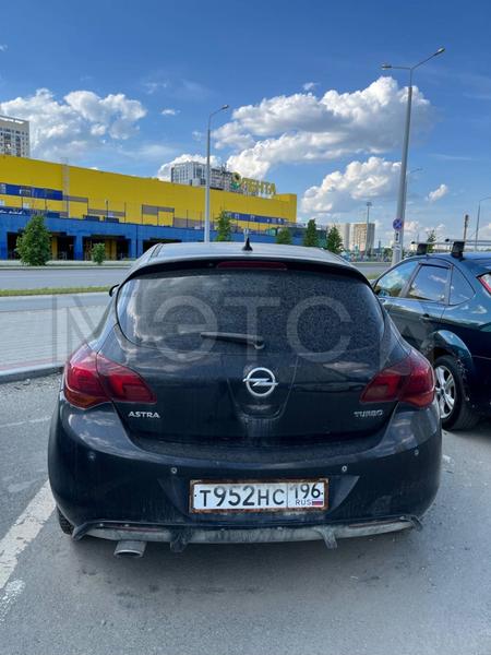 Opel Astra 2011, фото 4