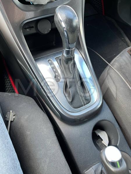 Opel Astra 2011, фото 12