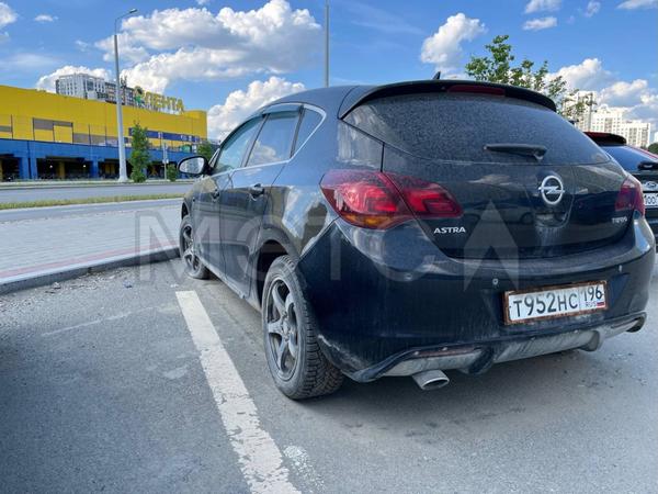 Opel Astra 2011, фото 6