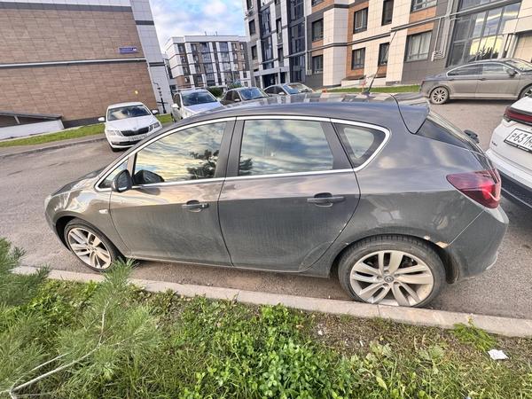 Opel Astra 2014, фото 7