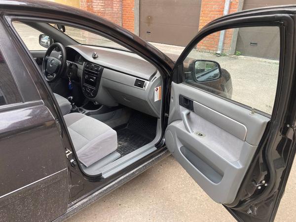 Chevrolet Lacetti 2010, фото 5