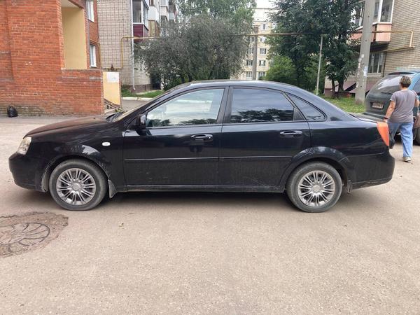 Chevrolet Lacetti 2010, фото 2