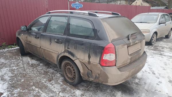 Chevrolet Lacetti 2010, фото 2