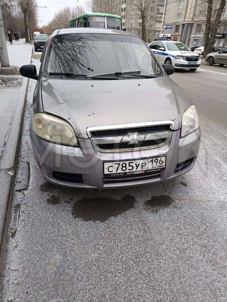 Chevrolet Aveo 2010, фото 3