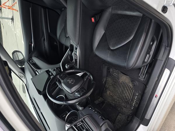 Toyota Camry 2021, фото 8