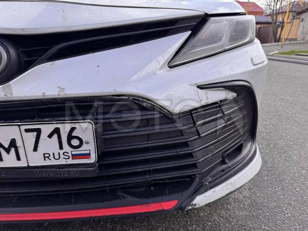 Toyota Camry 2021, фото 2