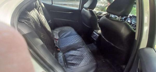 Toyota Camry 2022, фото 3