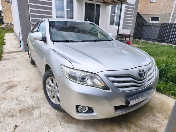 Toyota Camry 2010, фото 3