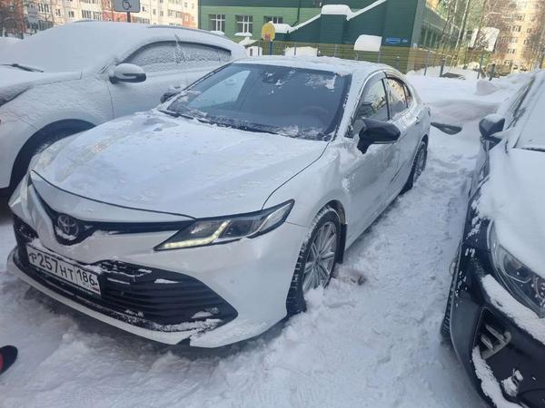 Toyota Camry 2021, фото 15