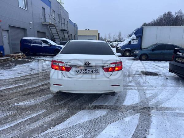 Toyota Camry 2014, фото 2