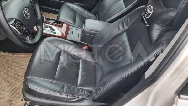 Toyota Camry 2011, фото 6