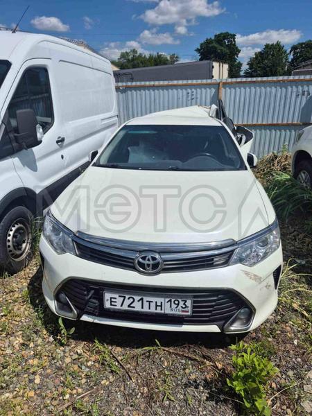 Toyota Camry 2015, фото 2